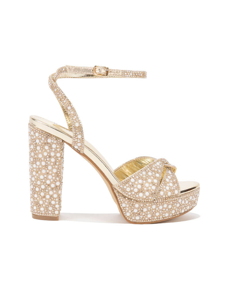 Sandales à talons avec perles